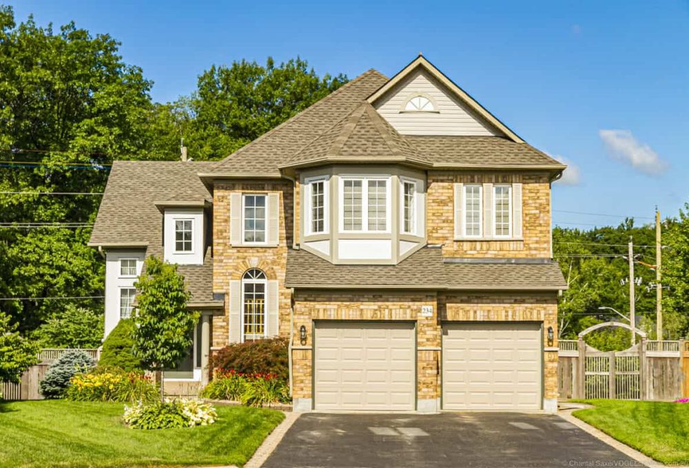 234 Valmont Crt, Ancaster