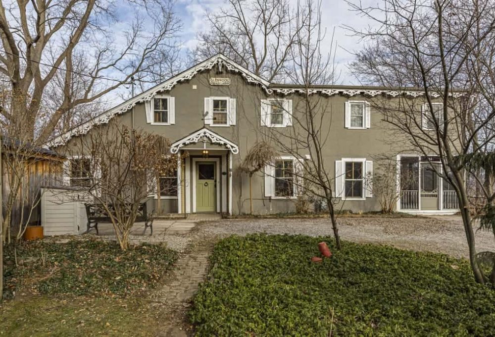 42 Osler Drive, Dundas