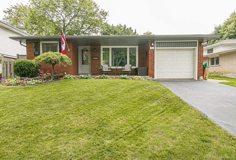 45 Little John Rd, Dundas